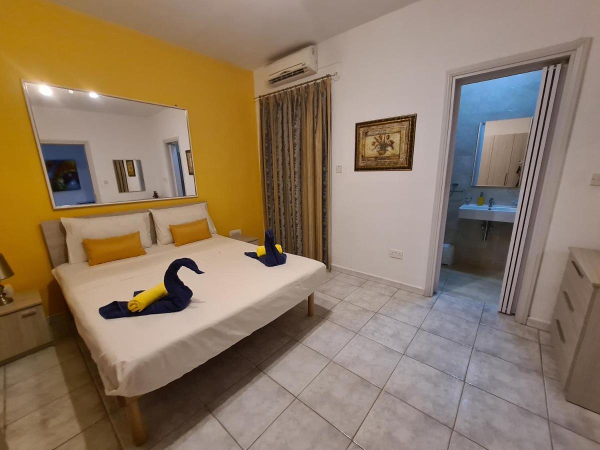 Spacious Seafront Apt Next To Sliema-Valeta Ferry Luaran gambar